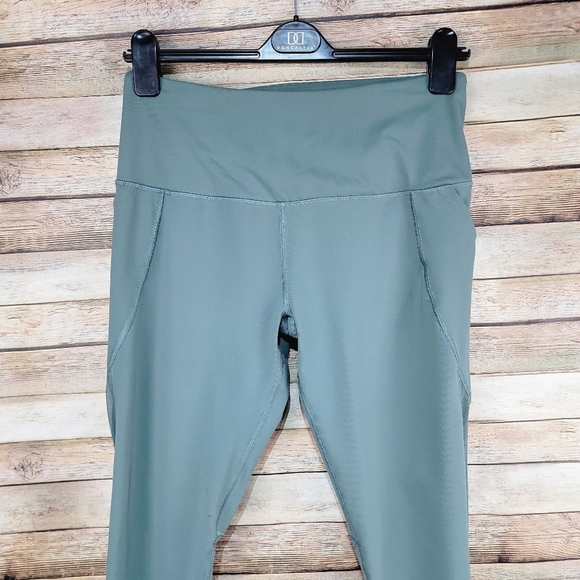 Victoria sport sage green knockout pocket athletic leggings Lg - Picture 3 of 13